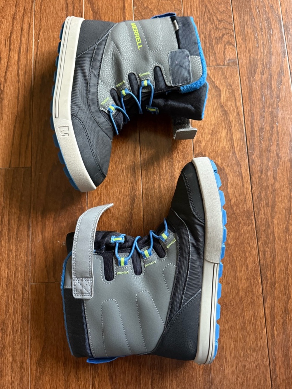 Merrell Kids Gray and Blue Waterproof Boots size 3